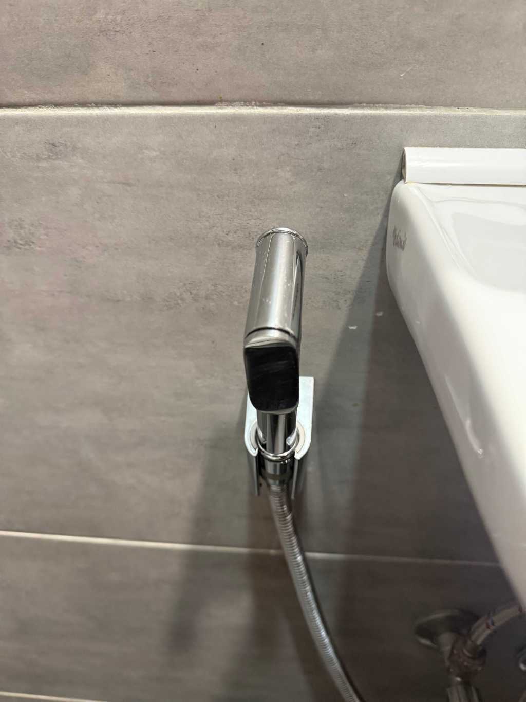 Продажа 3-комнатной квартиры 67 м², Героев просп., 21