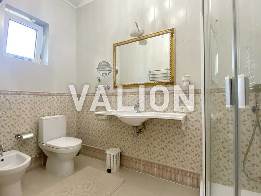 Продажа гостиничного комплекса 862 м², Котеджна, 10