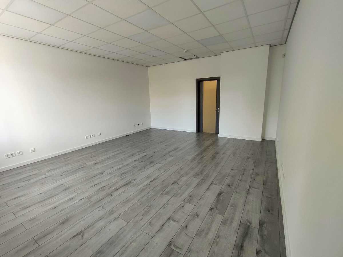 Оренда офісу 190 м², Провіантська вул., 3