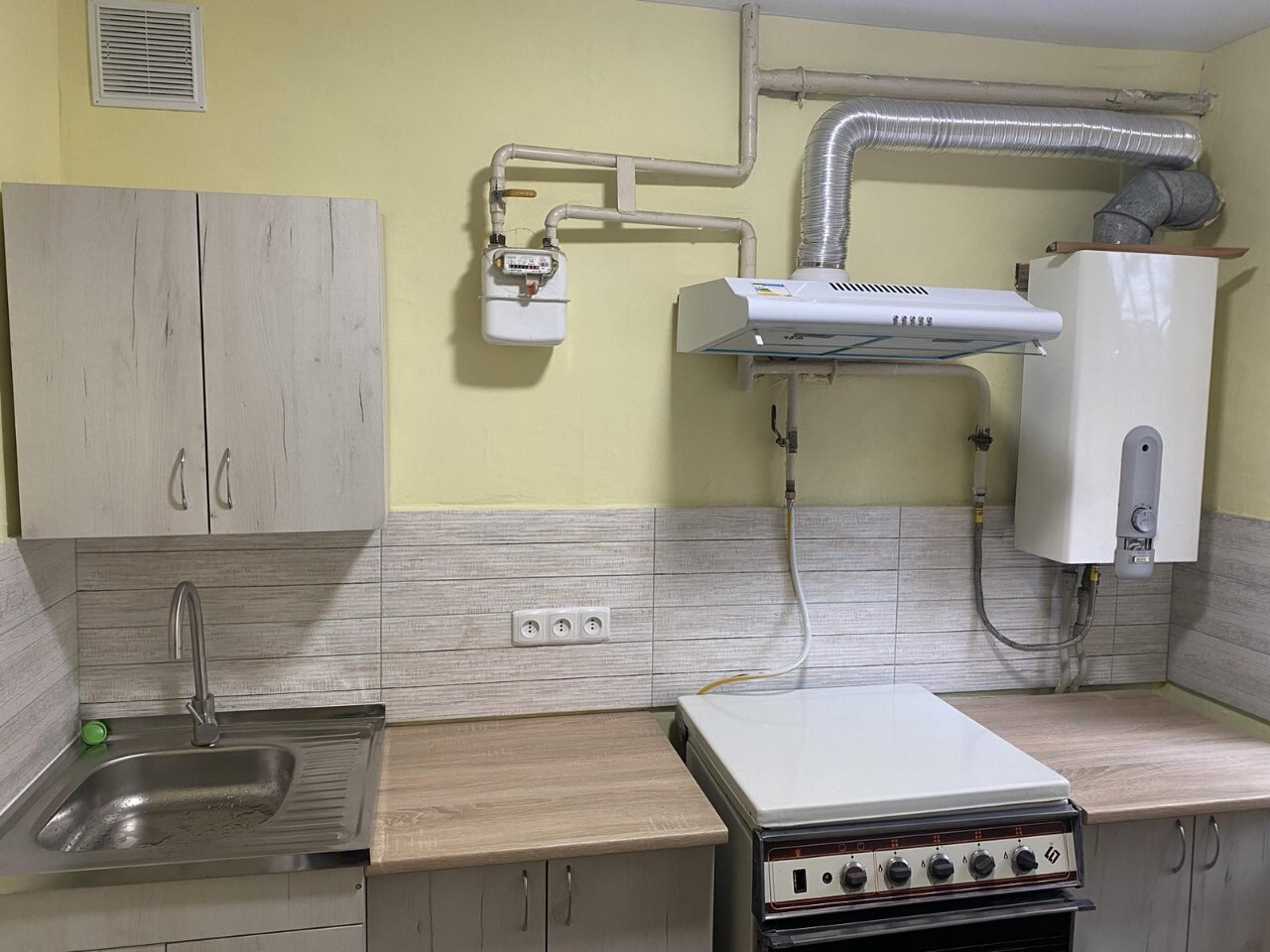 Аренда 2-комнатной квартиры 48 м², Альпийський пер.