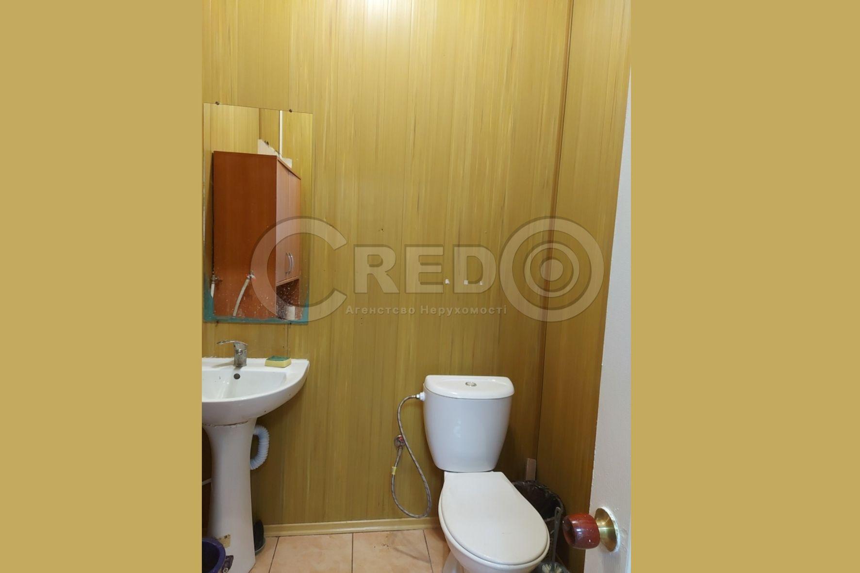 Продажа торгового помещения 75 м², Соборности ул.