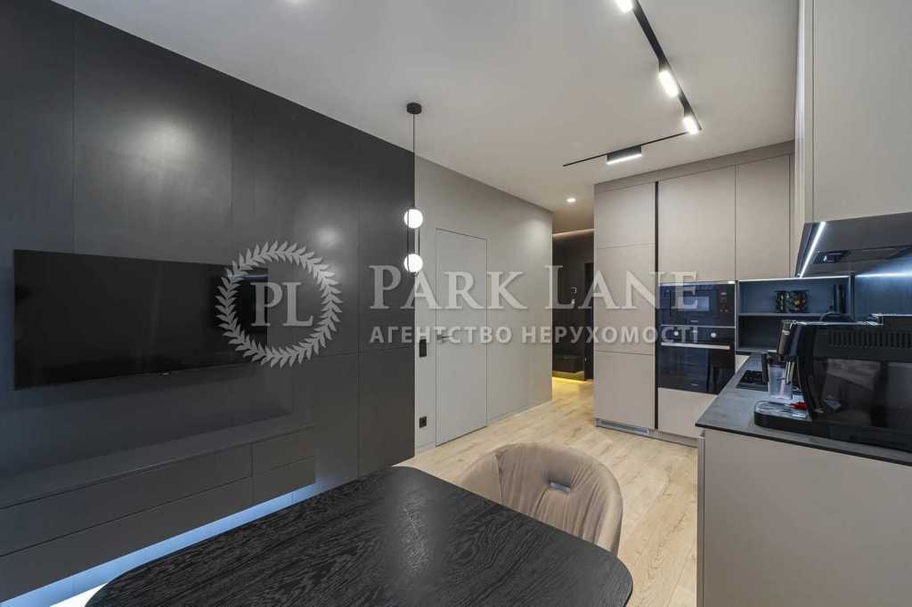 Продаж 2-кімнатної квартири 64 м², Каховська вул., 62А