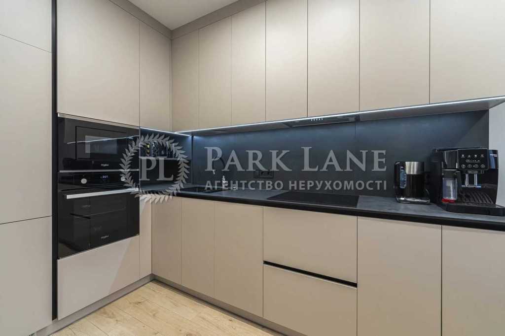 Продаж 2-кімнатної квартири 64 м², Каховська вул., 62А