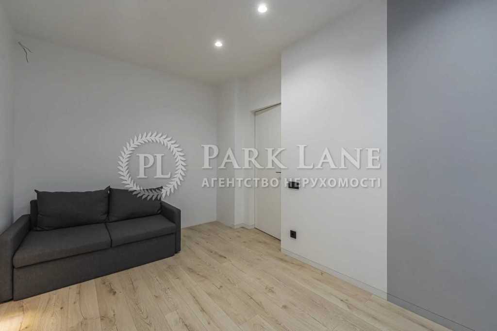 Продаж 2-кімнатної квартири 64 м², Каховська вул., 62А