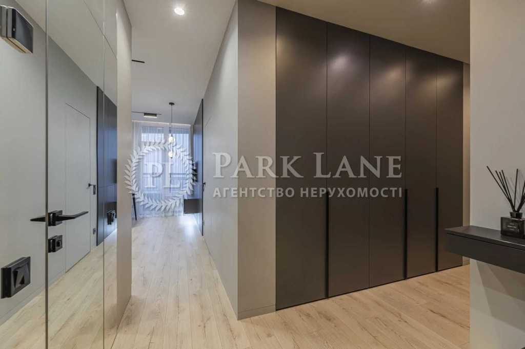 Продаж 2-кімнатної квартири 64 м², Каховська вул., 62А