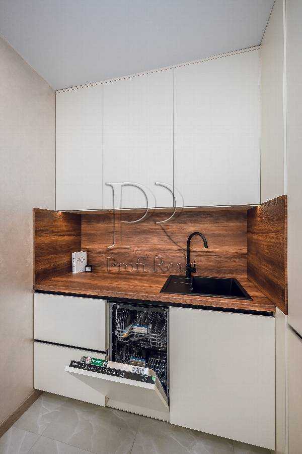 Продажа 2-комнатной квартиры 61 м², Боголюбова ул., 9А, 9Б