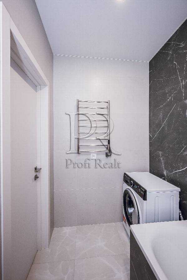 Продажа 2-комнатной квартиры 61 м², Боголюбова ул., 9А, 9Б