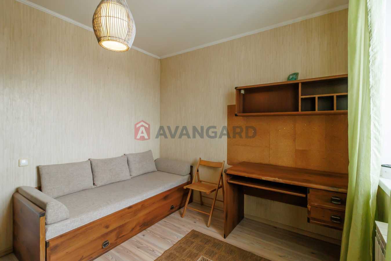 Продажа 4-комнатной квартиры 121.8 м², Центральная ул., 33/1