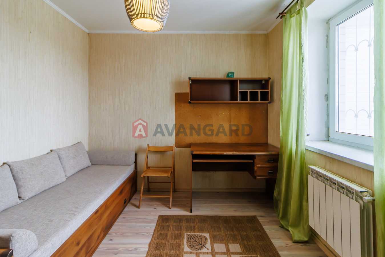 Продажа 4-комнатной квартиры 121.8 м², Центральная ул., 33/1