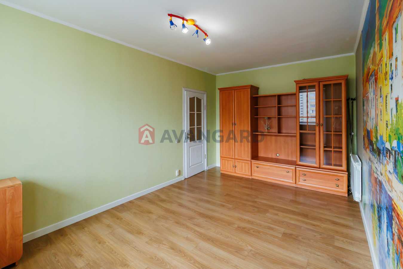 Продажа 4-комнатной квартиры 121.8 м², Центральная ул., 33/1