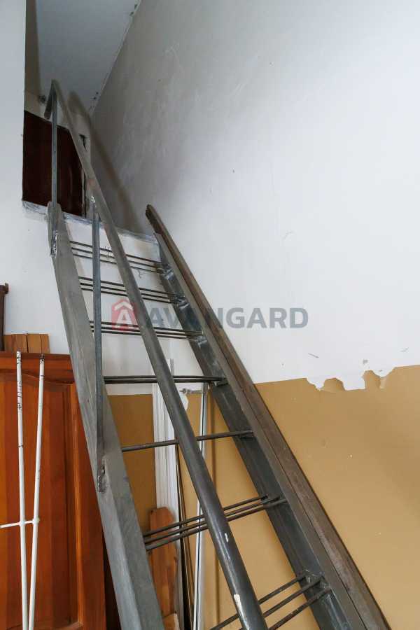 Продажа 4-комнатной квартиры 121.8 м², Центральная ул., 33/1