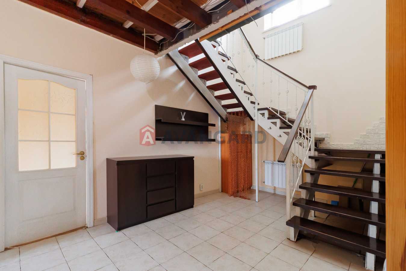 Продажа 4-комнатной квартиры 121.8 м², Центральная ул., 33/1