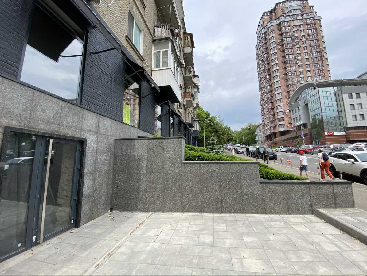 Аренда магазина 200 м², Кловский спуск, 6