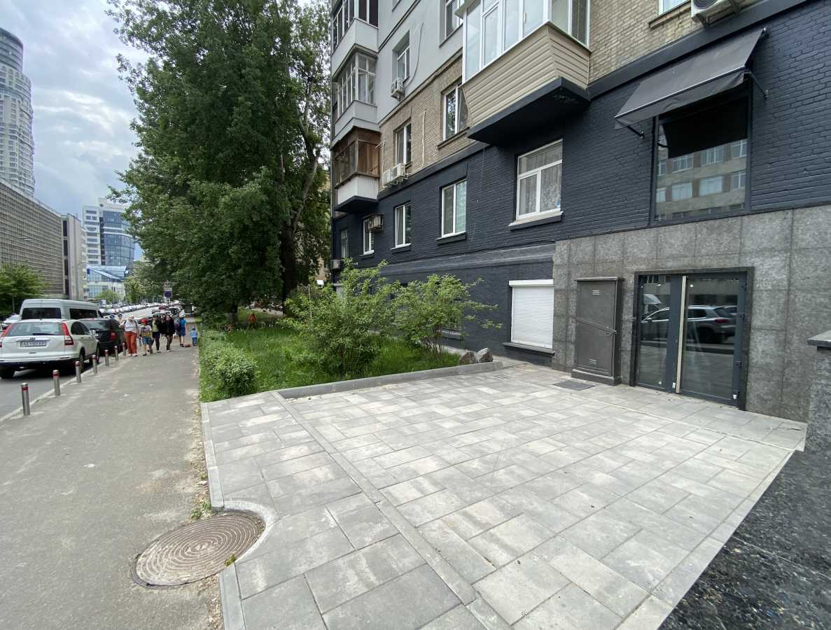 Аренда магазина 200 м², Кловский спуск, 6