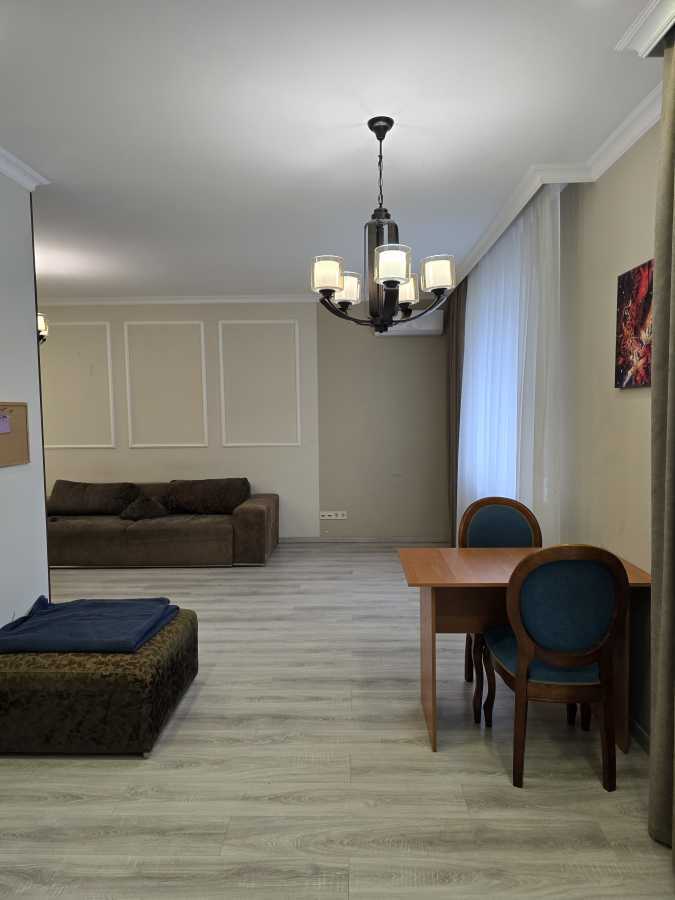 Продажа 1-комнатной квартиры 47.5 м², Комбинатная ул., 25