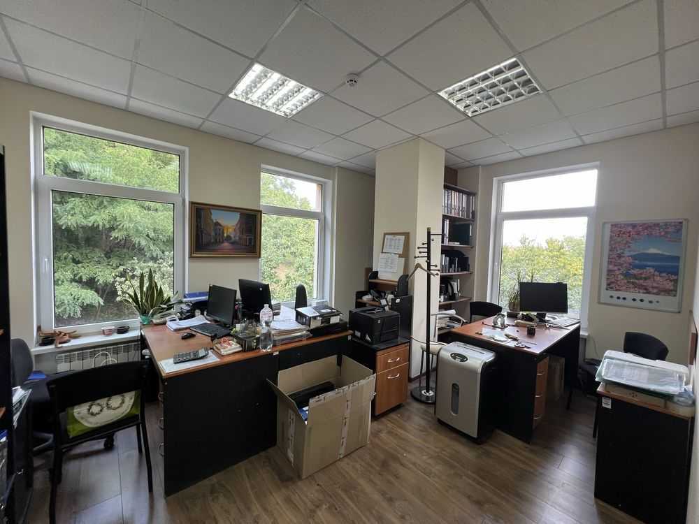 Оренда офісу 96.5 м², Нижній Вал вул., 15