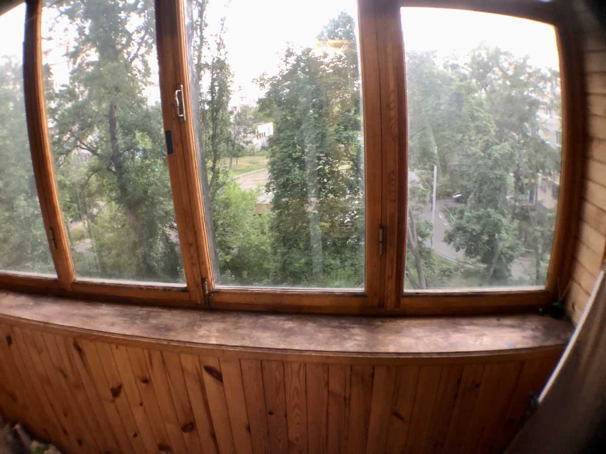 Продаж 2-кімнатної квартири 56 м², Березняківська вул., 12