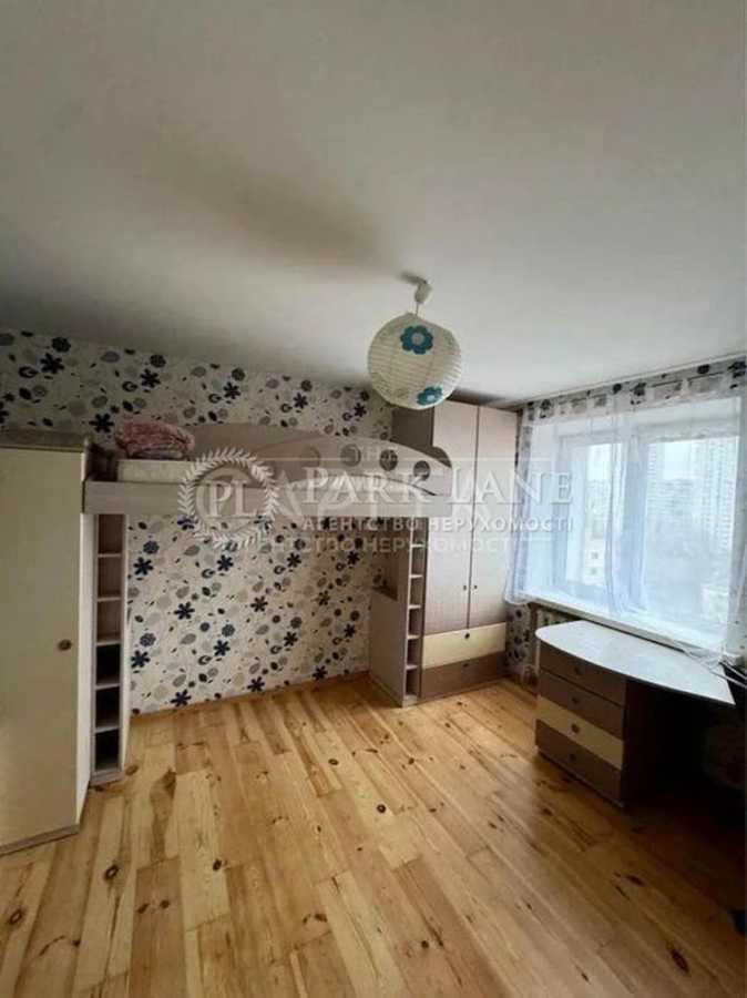 Аренда 3-комнатной квартиры 120 м², Братьев Зеровых ул., 14Б