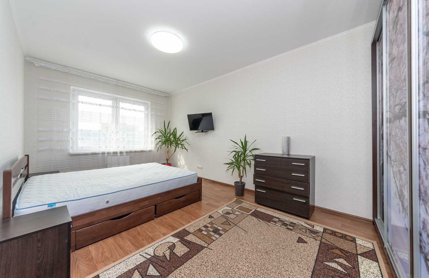 Продажа 2-комнатной квартиры 54 м², Софії Русової, 7