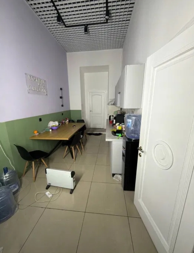 Аренда помещения свободного назначения 215 м², Николаевская дор.