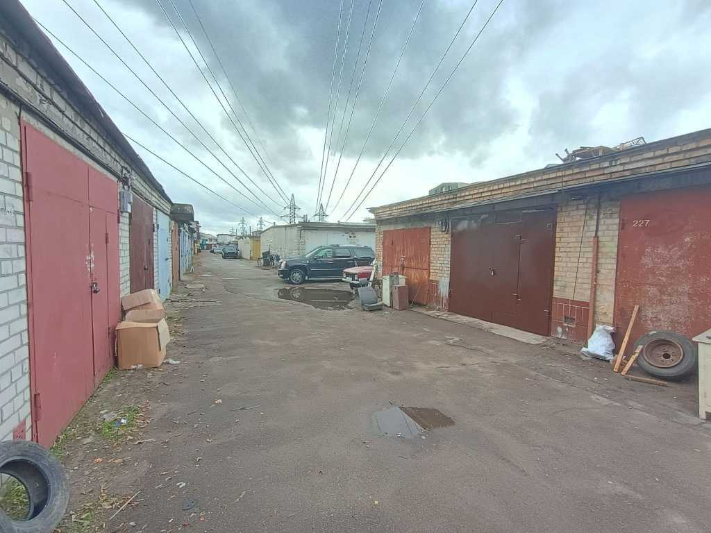 Продажа гаража 40 м², Крайня, 13