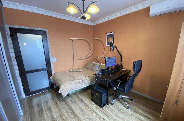 Продажа 3-комнатной квартиры 74 м², Чернобыльская ул., 24/26