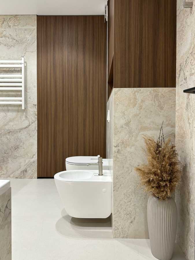 Продаж 2-кімнатної квартири 84 м², Дніпровська наб., 15Ж