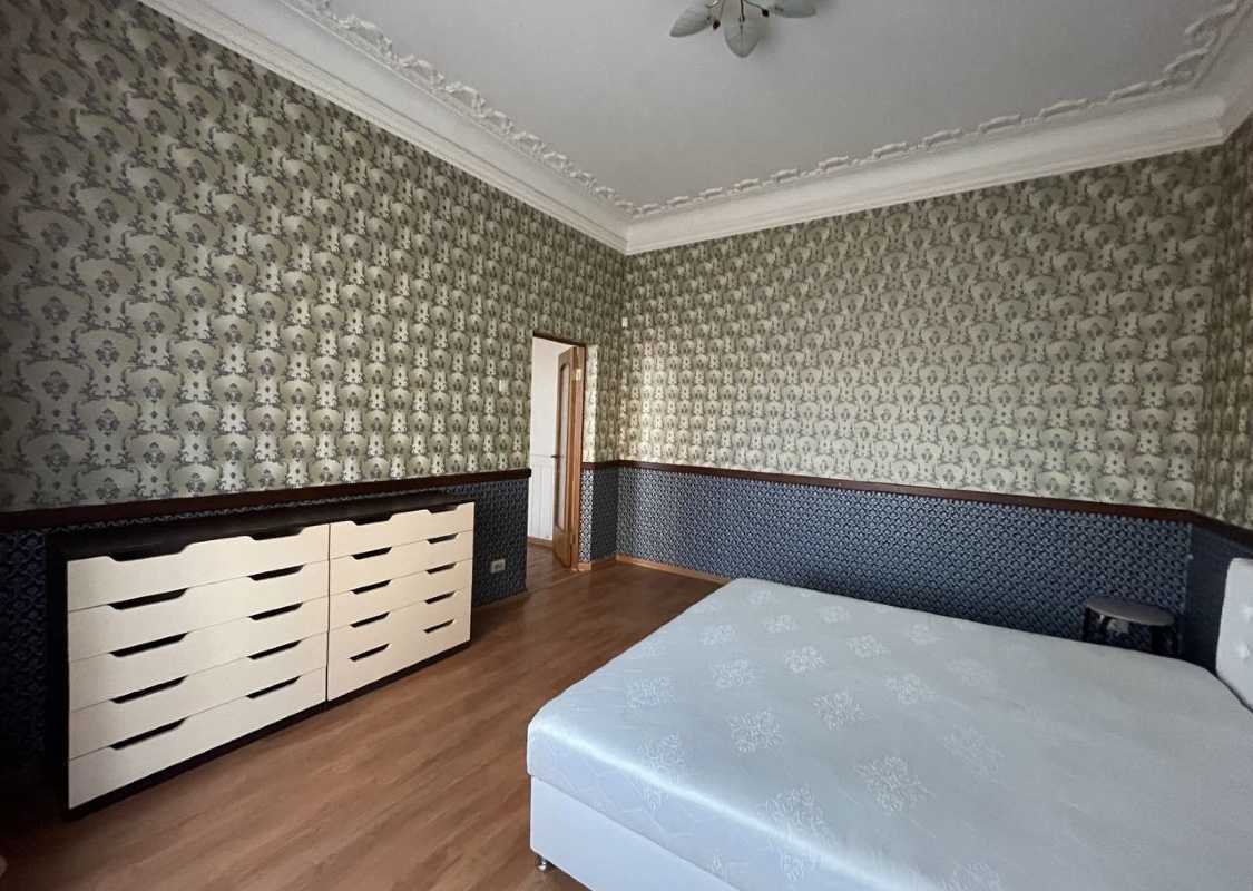 Продажа 4-комнатной квартиры 90 м², Тараса Шевченко бул., 58