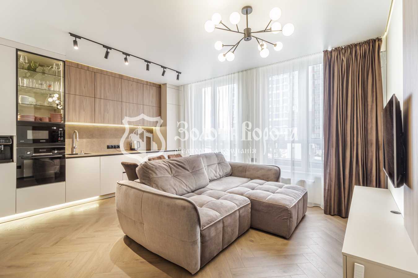 Продаж 1-кімнатної квартири 46.8 м², Канальна вул., 8Б