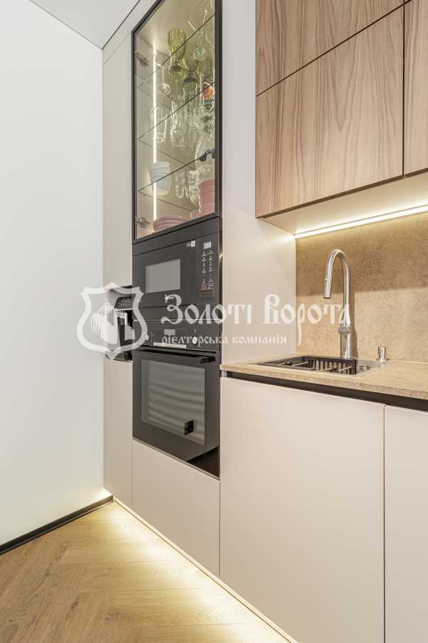 Продаж 1-кімнатної квартири 46.8 м², Канальна вул., 8Б