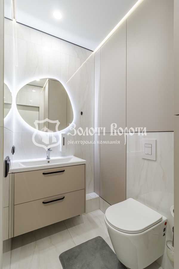 Продаж 1-кімнатної квартири 46.8 м², Канальна вул., 8Б