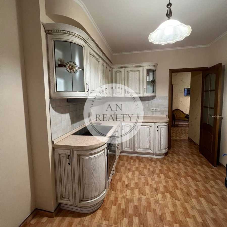 Продажа 2-комнатной квартиры 70 м², Юрия Шумского ул., 1Б