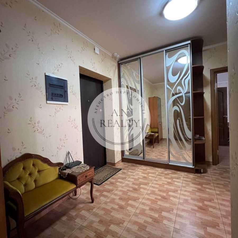 Продажа 2-комнатной квартиры 70 м², Юрия Шумского ул., 1Б