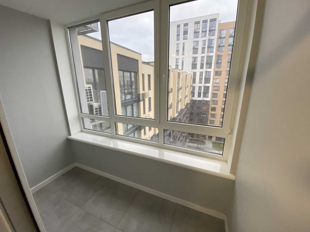 Продажа 1-комнатной квартиры 37.4 м², Салютная ул., 2