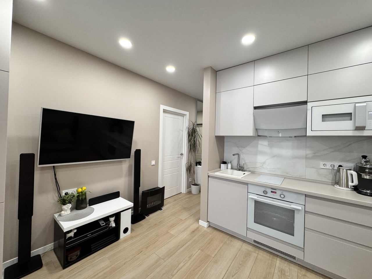 Продажа 1-комнатной квартиры 46 м², Набережная Победы ул., 42