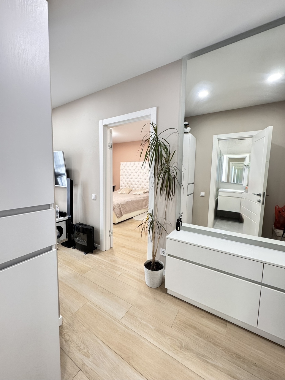 Продажа 1-комнатной квартиры 46 м², Набережная Победы ул., 42