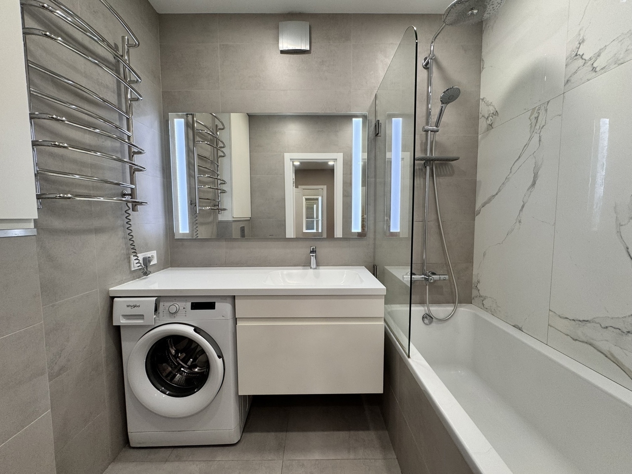 Продажа 1-комнатной квартиры 46 м², Набережная Победы ул., 42