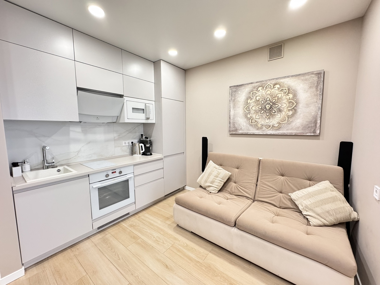 Продажа 1-комнатной квартиры 46 м², Набережная Победы ул., 42