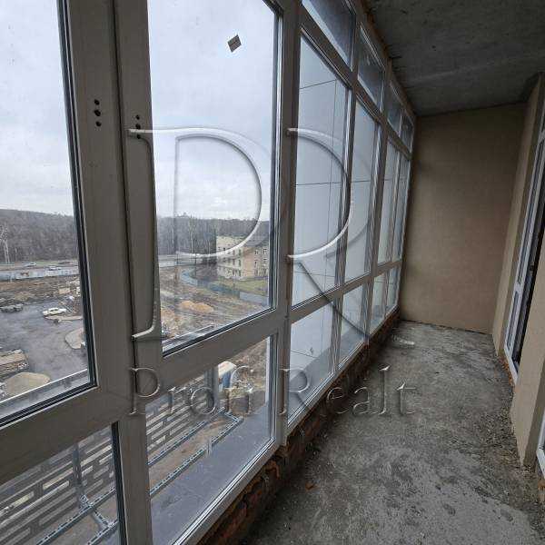 Продажа 2-комнатной квартиры 56 м², Академика Заболотного ул., 152