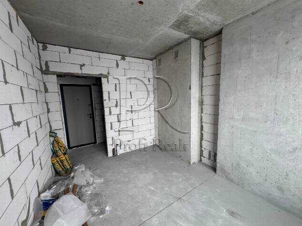 Продаж 1-кімнатної квартири 35 м², Причальна вул., 14