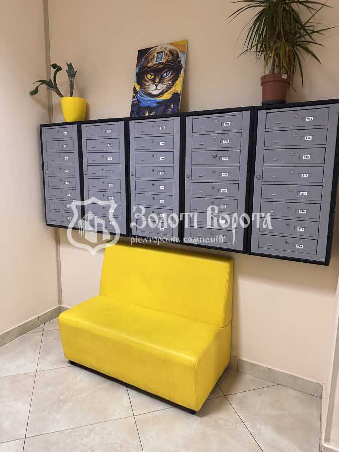 Продажа 1-комнатной квартиры 60.6 м², Ревуцкого ул., 9