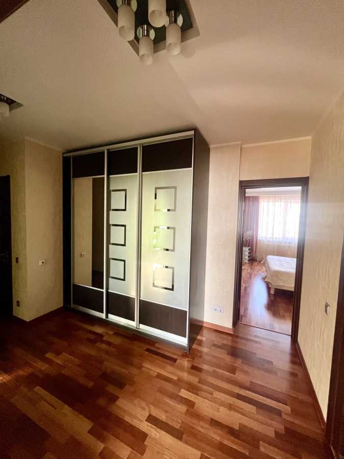 Аренда 2-комнатной квартиры 75 м², Анны Ахматовой ул., 35А