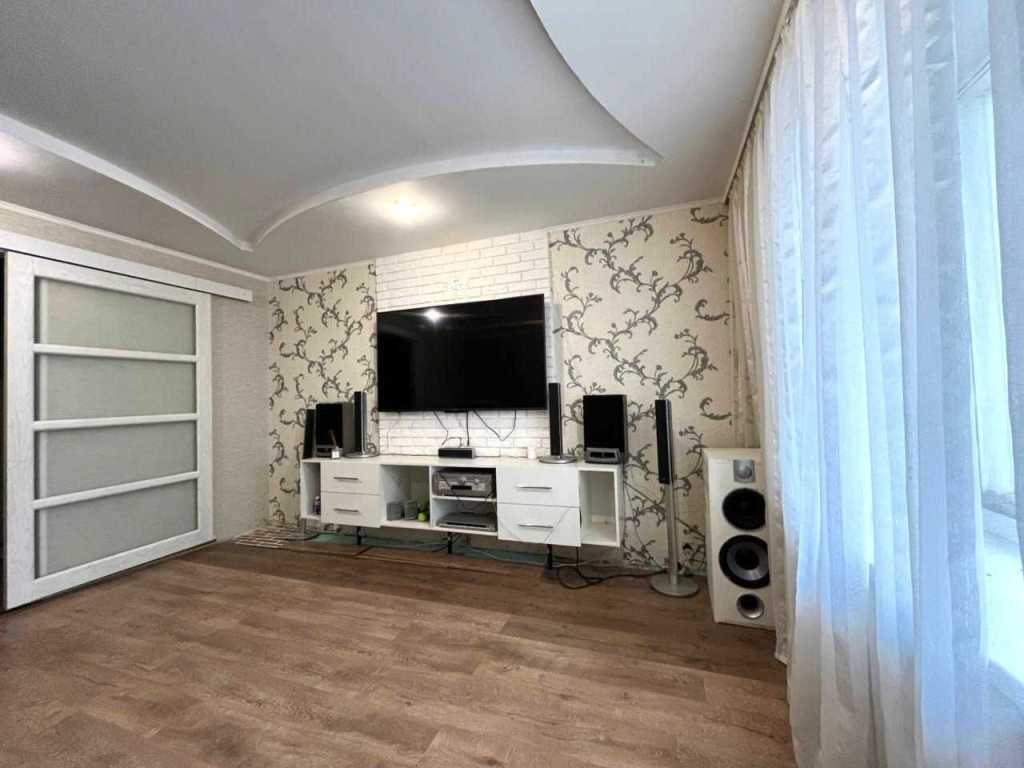 Продажа 3-комнатной квартиры 65 м², Независимости бул., 6В