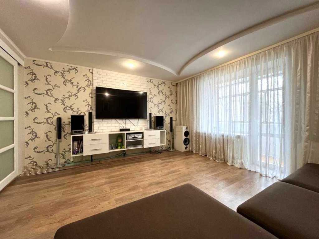 Продажа 3-комнатной квартиры 65 м², Независимости бул., 6В