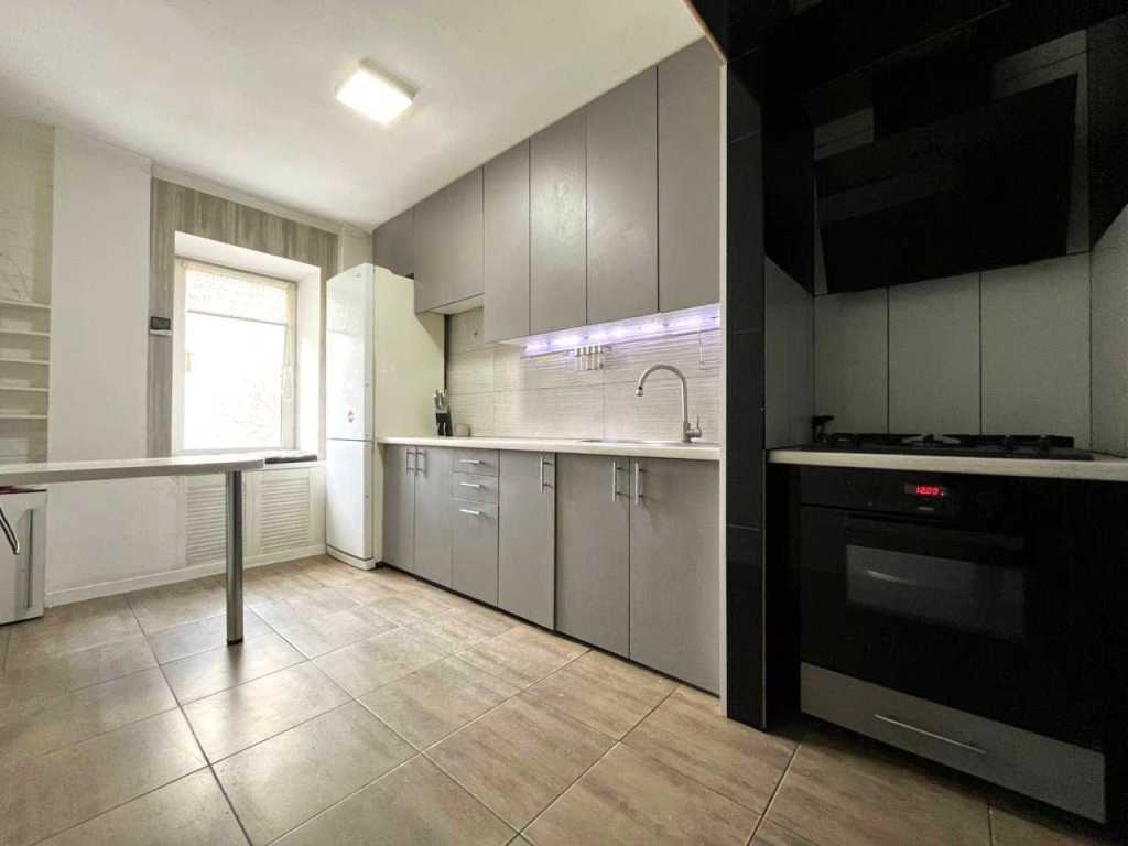 Продажа 3-комнатной квартиры 65 м², Независимости бул., 6В