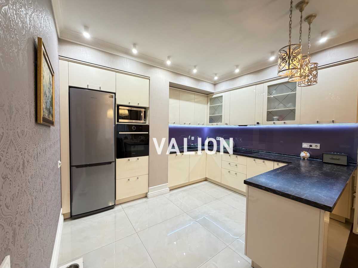 Продажа 2-комнатной квартиры 75 м², Танковая, 4г