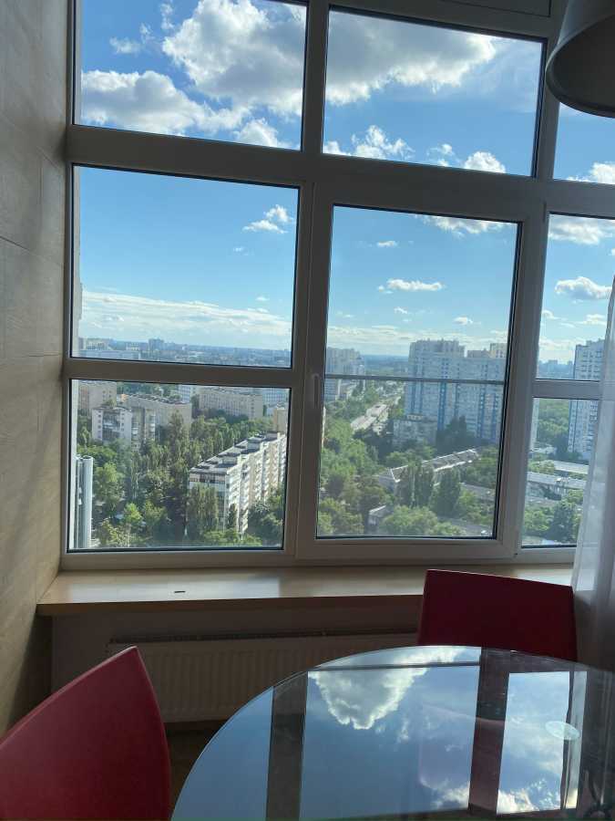 Оренда 1-кімнатної квартири 75 м², Парково-Сирецька вул., 4В