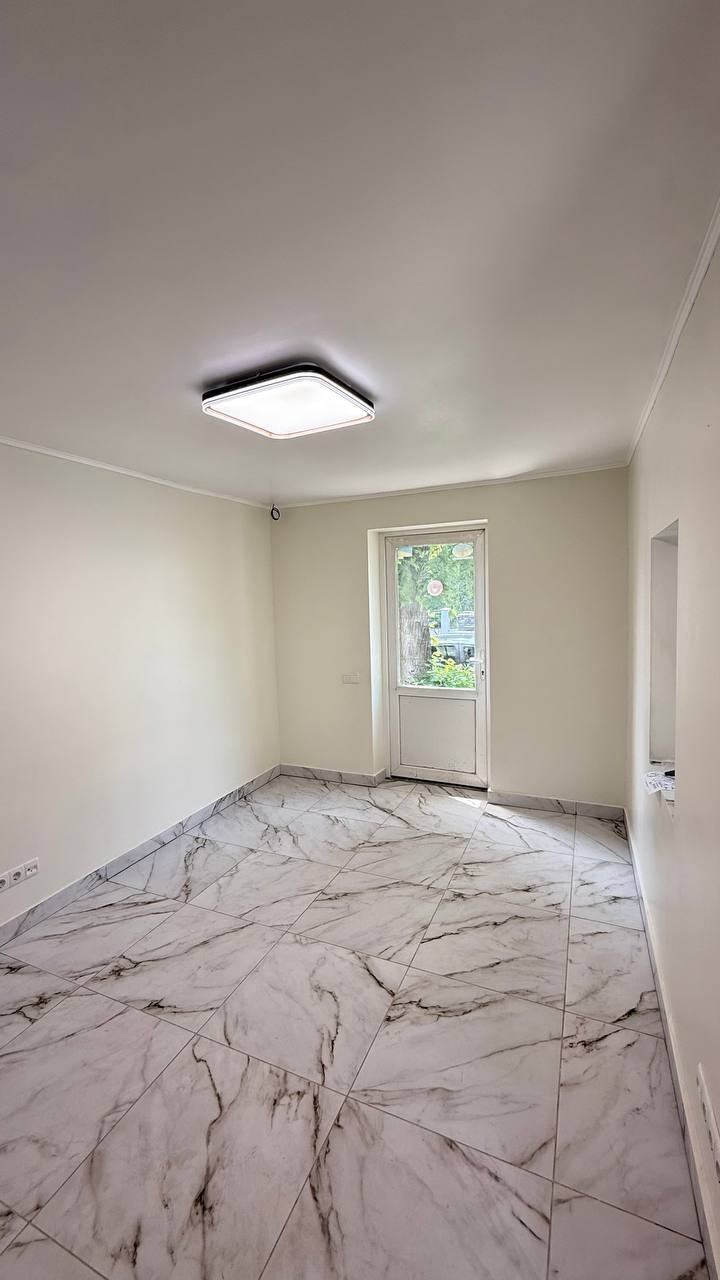 Аренда помещения свободного назначения 17 м², Яворницкого ул., 42