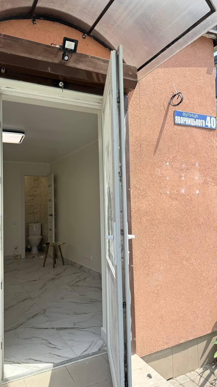 Аренда помещения свободного назначения 17 м², Яворницкого ул., 42