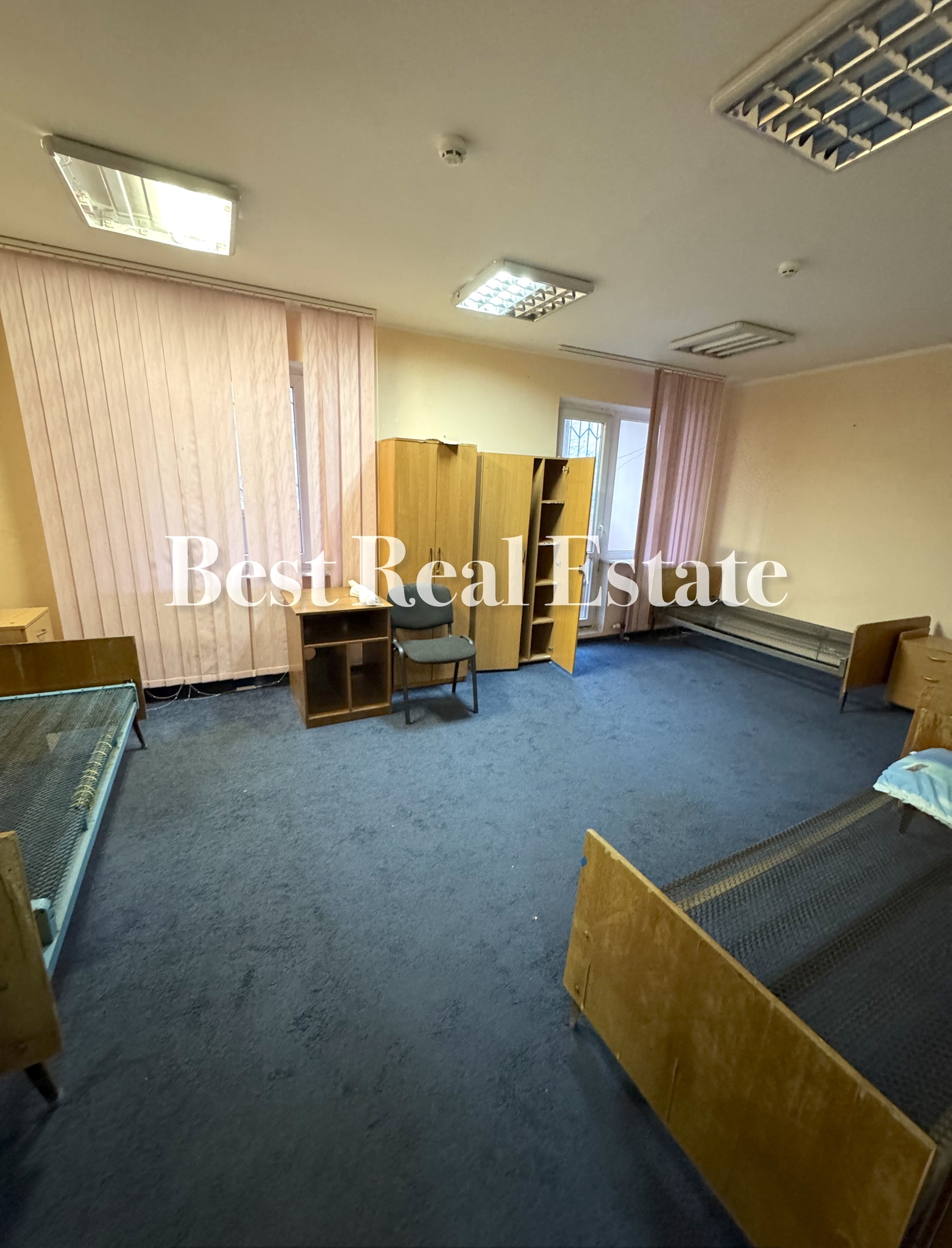 Продаж приміщення вільного призначення 103.2 м², Леваневського вул., 7
